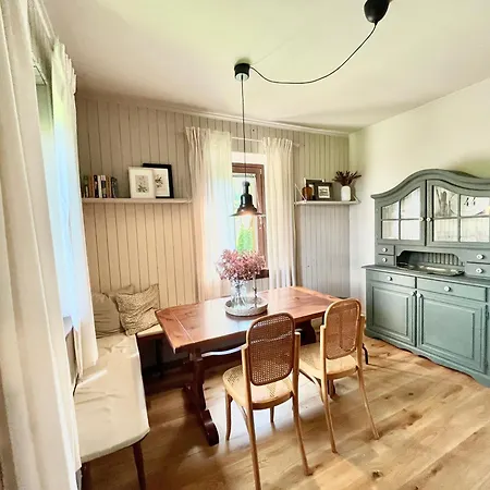 House 44 בית נופש בלד