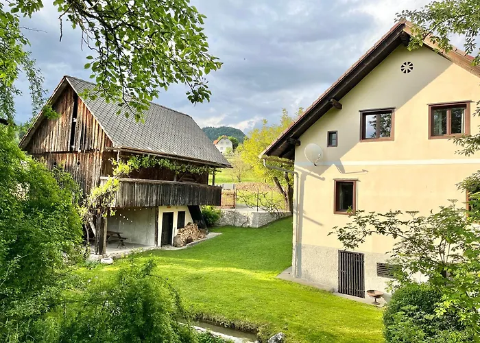 House 44 Počitniška hiša Bled